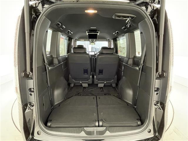 ステップワゴン ｅ：ＨＥＶスパーダ　９インチ純正メモリナビ／全方位カメラ／両側パワースライドドア／シートヒーター　／Ｂｌｕｅｔｏｏｔｈ／ＣＤ／ＤＶＤ／ＵＳＢ／ＨＤＭＩ／ＡｐｐｌｅＣａｒＰｌａｙ／Ａｎｄｒｏｉｄ　Ａｕｔｏ／フルセグ（29枚目）