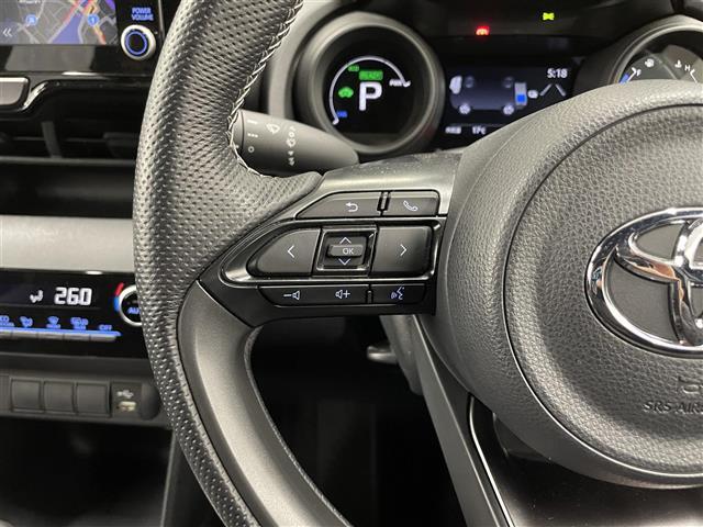 ヤリスクロス ハイブリッド　ＧＲスポーツ　純正８インチナビ／バックカメラ／ＥＴＣ２．０／前後ドラレコ／ブラインドスポットモニター／ＬＥＤヘッドライト／クリアランスソナー／ハーフレザーシート／自動防塵インナーミラー／アルミペダル（10枚目）