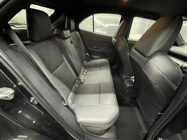 ヤリスクロス ハイブリッド　ＧＲスポーツ　純正８インチナビ／バックカメラ／ＥＴＣ２．０／前後ドラレコ／ブラインドスポットモニター／ＬＥＤヘッドライト／クリアランスソナー／ハーフレザーシート／自動防塵インナーミラー／アルミペダル（20枚目）