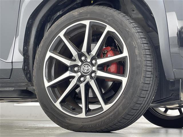 ヤリスクロス ハイブリッド　ＧＲスポーツ　純正８インチナビ／バックカメラ／ＥＴＣ２．０／前後ドラレコ／ブラインドスポットモニター／ＬＥＤヘッドライト／クリアランスソナー／ハーフレザーシート／自動防塵インナーミラー／アルミペダル（25枚目）