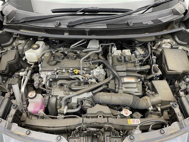 ヤリスクロス ハイブリッド　ＧＲスポーツ　純正８インチナビ／バックカメラ／ＥＴＣ２．０／前後ドラレコ／ブラインドスポットモニター／ＬＥＤヘッドライト／クリアランスソナー／ハーフレザーシート／自動防塵インナーミラー／アルミペダル（33枚目）