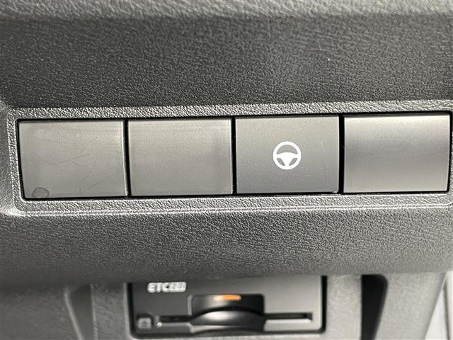 オーラ ニスモ 禁煙車/純正ナビ/全方位カメラ/前方ドラレコ/コーナーセンサー/プロパイロット/デジタルインナーミラー/アイドリングストップ/衝突軽減装置/電動パーキングブレーキ/オートハイビーム/ハーフレザーシート(9枚目)