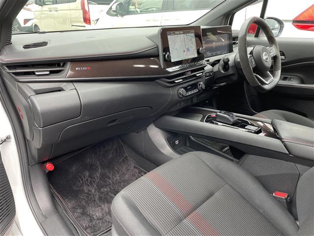 オーラ ニスモ 禁煙車/純正ナビ/全方位カメラ/前方ドラレコ/コーナーセンサー/プロパイロット/デジタルインナーミラー/アイドリングストップ/衝突軽減装置/電動パーキングブレーキ/オートハイビーム/ハーフレザーシート(19枚目)