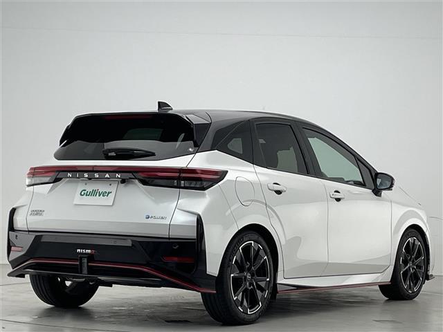 オーラ ニスモ 禁煙車/純正ナビ/全方位カメラ/前方ドラレコ/コーナーセンサー/プロパイロット/デジタルインナーミラー/アイドリングストップ/衝突軽減装置/電動パーキングブレーキ/オートハイビーム/ハーフレザーシート(33枚目)