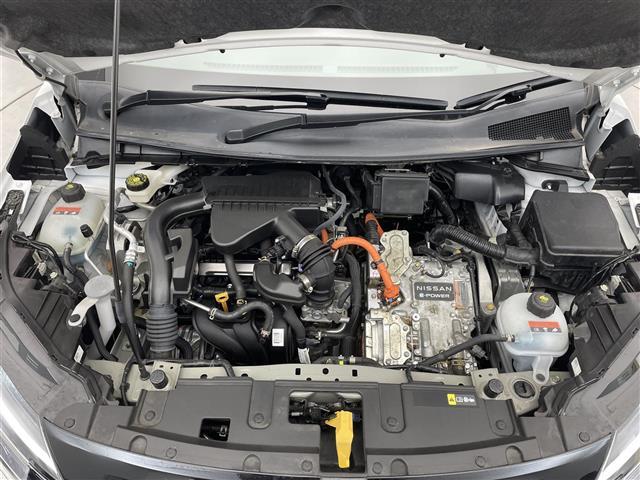 オーラ ニスモ 禁煙車/純正ナビ/全方位カメラ/前方ドラレコ/コーナーセンサー/プロパイロット/デジタルインナーミラー/アイドリングストップ/衝突軽減装置/電動パーキングブレーキ/オートハイビーム/ハーフレザーシート(34枚目)