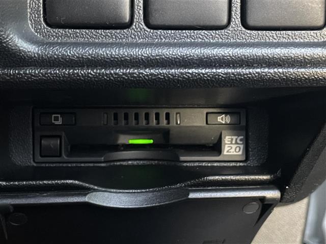 ハイエースバン スーパーGL ダーク プライムII 純正ナビ/全方位カメラ/両側パワースライドドア/モデリスタエアロ/前後ドライブレコーダー/クリアランスソナー/デジタルインナーミラー/ハーフレザーシート/プッシュスタート/ETC2.0/LEDライト(9枚目)