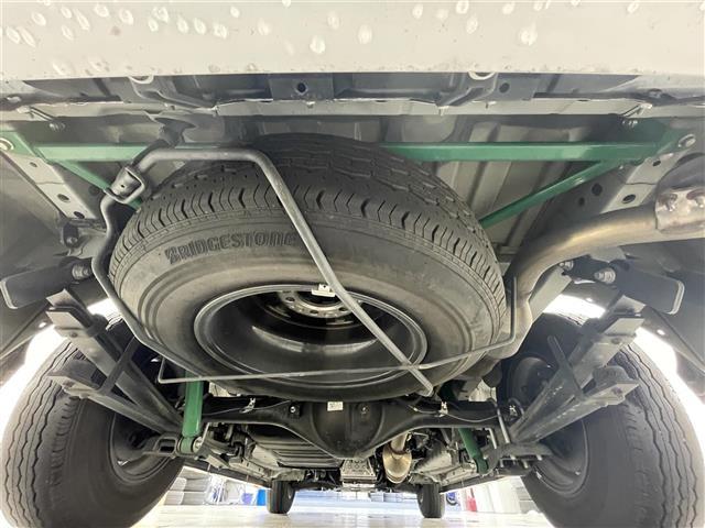 ハイエースバン スーパーGL ダーク プライムII 純正ナビ/全方位カメラ/両側パワースライドドア/モデリスタエアロ/前後ドライブレコーダー/クリアランスソナー/デジタルインナーミラー/ハーフレザーシート/プッシュスタート/ETC2.0/LEDライト(42枚目)