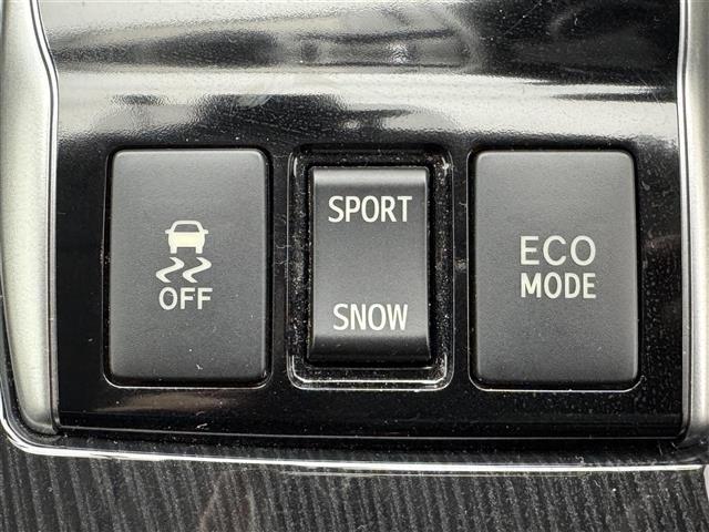 マークＸ ２５０Ｓ　禁煙車／純正ナビ／フルセグテレビ／バックカメラ／セーフティセンス／ＥＴＣ／ＬＥＤライト／パワーシート／シートヒーター／コーナーセンサー／ドライブレコーダー／プッシュスタート／スマートキー（8枚目）