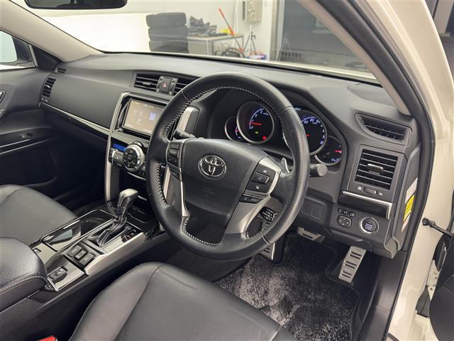 マークＸ ２５０Ｓ　禁煙車／純正ナビ／フルセグテレビ／バックカメラ／セーフティセンス／ＥＴＣ／ＬＥＤライト／パワーシート／シートヒーター／コーナーセンサー／ドライブレコーダー／プッシュスタート／スマートキー（19枚目）