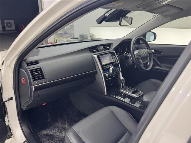 マークＸ ２５０Ｓ　禁煙車／純正ナビ／フルセグテレビ／バックカメラ／セーフティセンス／ＥＴＣ／ＬＥＤライト／パワーシート／シートヒーター／コーナーセンサー／ドライブレコーダー／プッシュスタート／スマートキー（21枚目）