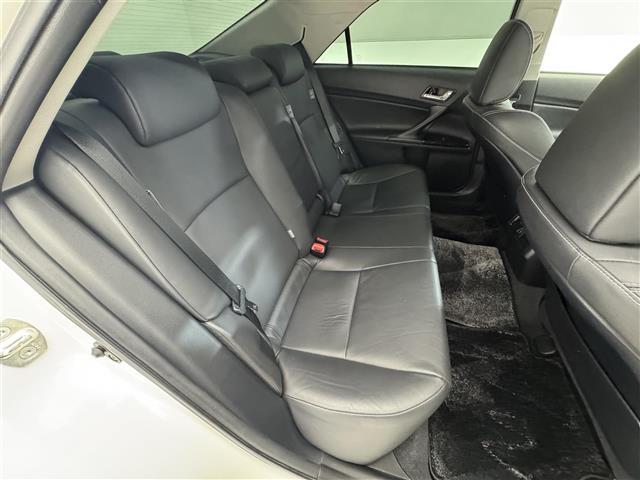 マークＸ ２５０Ｓ　禁煙車／純正ナビ／フルセグテレビ／バックカメラ／セーフティセンス／ＥＴＣ／ＬＥＤライト／パワーシート／シートヒーター／コーナーセンサー／ドライブレコーダー／プッシュスタート／スマートキー（24枚目）