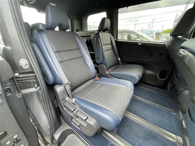 セレナ e-パワー オーテック スポーツスペック 禁煙車/純正10型ナビ/プロパイロット/クリアランスソナー/追従クルーズコントロール/ETC/全方位カメラ/両側パワースライドドア/ブラインドスポットモニター/デジタルインナーミラー/LED(22枚目)