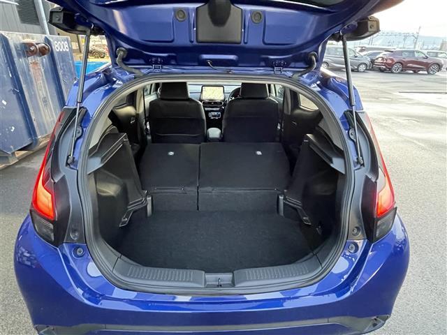 アクア Ｚ　純正１０．５型ナビ／パノラミックビューモニター／ビルトインＥＴＣ／セーフティセンス／パーキングサポートブレーキ／ＬＥＤヘッドライト／Ｄ席パワーシート／ブラインドスポットモニター／ハーフレザーシート（30枚目）