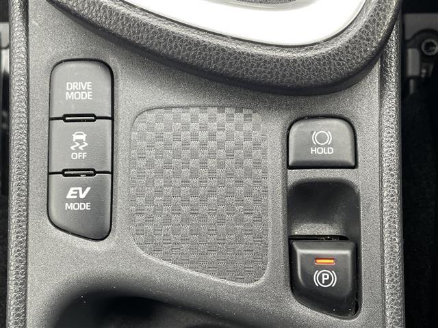 ヤリスクロス ハイブリッドＺ　禁煙車／純正８インチナビ／バックカメラ／ＥＴＣ／前後ドラレコ／ブラインドスポットモニター／シートヒーター／パワーシート／ハーフレザーシート／ＬＥＤヘッドライト／追従クルーズコントロール（9枚目）