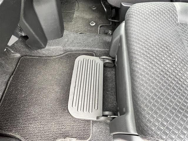 タント カスタムＲＳ　純正ディスプレイオーディオ／Ｎ席ウェルカムシートリフト／両側パワースライドドア／バックカメラ／追従クルーズコントロール／リアソナー／ＬＥＤヘッドライト／オートマチックハイビーム／シートヒーター／ＥＴＣ（17枚目）