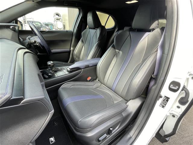 ＵＸ ＵＸ２５０ｈ　Ｆスポーツ　スタイルブルー　純正ナビ／パノラミックビューモニター／サンルーフ／ブラインドスポットモニター／パーキングサポートブレーキ／セーフティセンスプラス／フルブラックドアミラー／ヘッドアップディスプレイ／パワーシート（28枚目）
