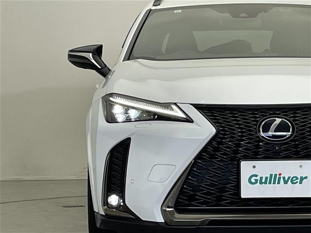 ＵＸ ＵＸ２５０ｈ　Ｆスポーツ　スタイルブルー　純正ナビ／パノラミックビューモニター／サンルーフ／ブラインドスポットモニター／パーキングサポートブレーキ／セーフティセンスプラス／フルブラックドアミラー／ヘッドアップディスプレイ／パワーシート（32枚目）