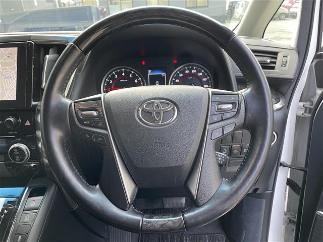 ヴェルファイア 2.5Z Gエディション 純正9インチメモリナビ/追従クルーズコントロール/バックカメラ/両側パワースライドドア/オートライト/オートマチックハイビーム/シートヒーター/合皮シート/Bluetooth/DVD/フルセグ(11枚目)