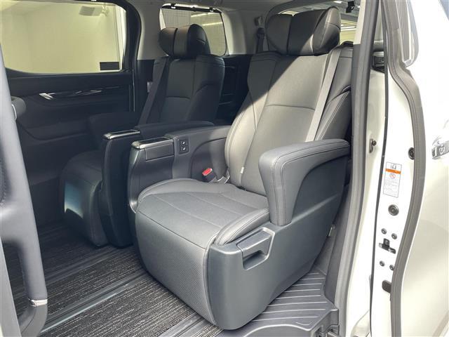 ヴェルファイア 2.5Z Gエディション 純正9インチメモリナビ/追従クルーズコントロール/バックカメラ/両側パワースライドドア/オートライト/オートマチックハイビーム/シートヒーター/合皮シート/Bluetooth/DVD/フルセグ(24枚目)