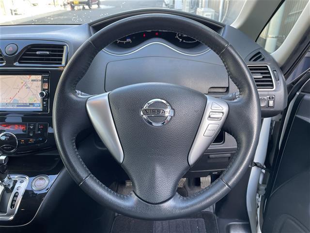 セレナ ハイウェイスター　Ｓ－ハイブリッド　禁煙車／バックカメラ／両側パワースライドドア／クルーズコントロール／アイドリングストップ／３列シート／チップアップシート／純正フロアマット／純正１６インチアルミホイール／キセノンヘッドライト／ＥＴＣ（9枚目）