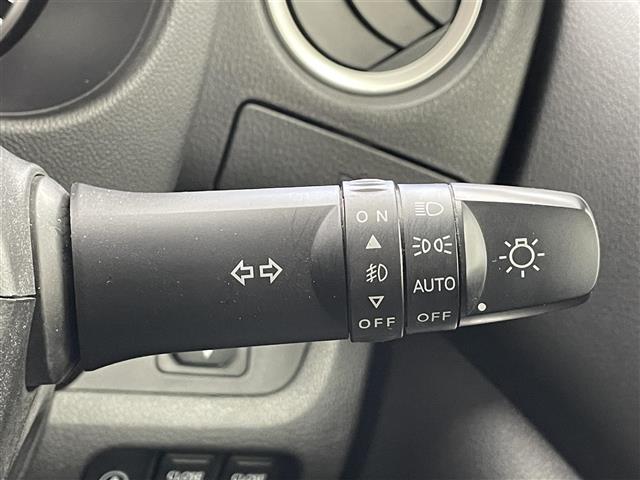 デイズルークス ハイウェイスター　Ｘ　Ｇパッケージ　禁煙車／純正ナビ／アラウンドビューモニター／ＥＴＣ／両側パワースライドドア／オートライト／スマートキー／（12枚目）