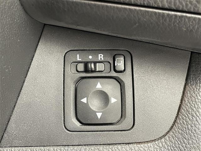 デイズルークス ハイウェイスター　Ｘ　Ｇパッケージ　禁煙車／純正ナビ／アラウンドビューモニター／ＥＴＣ／両側パワースライドドア／オートライト／スマートキー／（17枚目）