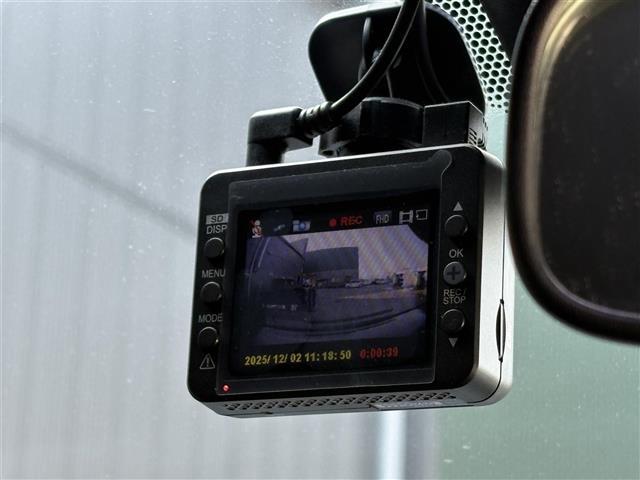 ハイエースバン スーパーGL ダーク プライムII 禁煙車/両側パワースライドドア/ベットキッド/純正SDナビ・フルセグ/全方位カメラ/ウッドコンビステアリング/ステアスイッチ/LEDヘッドライト/ハーフレザーシート/ドラレコ(7枚目)