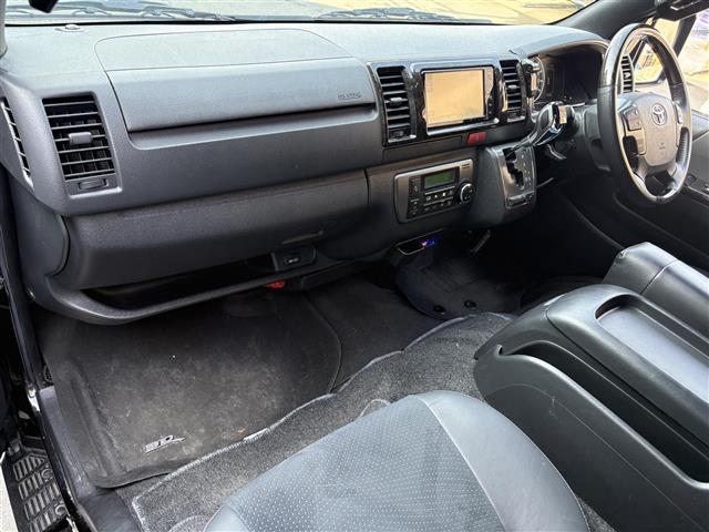 ハイエースバン スーパーGL ダーク プライムII 禁煙車/両側パワースライドドア/ベットキッド/純正SDナビ・フルセグ/全方位カメラ/ウッドコンビステアリング/ステアスイッチ/LEDヘッドライト/ハーフレザーシート/ドラレコ(22枚目)