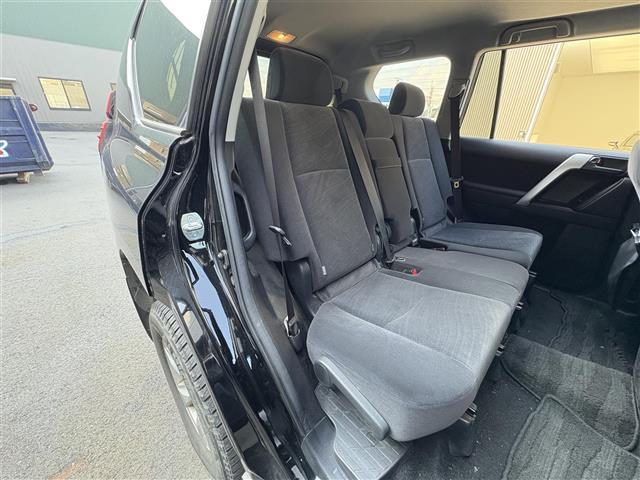 ランドクルーザープラド TX 純正9インチナビ/サンルーフ/全方位カメラ/純正17インチアルミホイール/前後ソナー/トランスファー/センターデフロック/ビルトインETC/オートライト/オートハイビーム/LEDヘッドライト(16枚目)