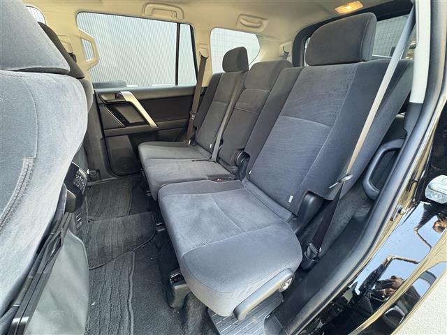 ランドクルーザープラド TX 純正9インチナビ/サンルーフ/全方位カメラ/純正17インチアルミホイール/前後ソナー/トランスファー/センターデフロック/ビルトインETC/オートライト/オートハイビーム/LEDヘッドライト(19枚目)