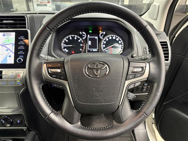 ランドクルーザープラド TX Lパッケージ マットブラックエディション 禁煙車/純正9インチナビ/サンルーフ/全方位カメラ/クリアランスソナー/ETC2.0/追従クルーズコントロール/ブラインドスポットモニター/電動格納サードシート/本革シート/シートヒーター/LED(8枚目)