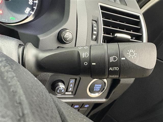 ランドクルーザープラド TX Lパッケージ マットブラックエディション 禁煙車/純正9インチナビ/サンルーフ/全方位カメラ/クリアランスソナー/ETC2.0/追従クルーズコントロール/ブラインドスポットモニター/電動格納サードシート/本革シート/シートヒーター/LED(15枚目)