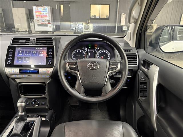 ランドクルーザープラド TX Lパッケージ マットブラックエディション 禁煙車/純正9インチナビ/サンルーフ/全方位カメラ/クリアランスソナー/ETC2.0/追従クルーズコントロール/ブラインドスポットモニター/電動格納サードシート/本革シート/シートヒーター/LED(19枚目)