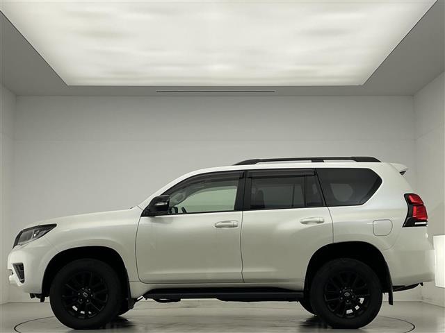 ランドクルーザープラド TX Lパッケージ マットブラックエディション 禁煙車/純正9インチナビ/サンルーフ/全方位カメラ/クリアランスソナー/ETC2.0/追従クルーズコントロール/ブラインドスポットモニター/電動格納サードシート/本革シート/シートヒーター/LED(35枚目)