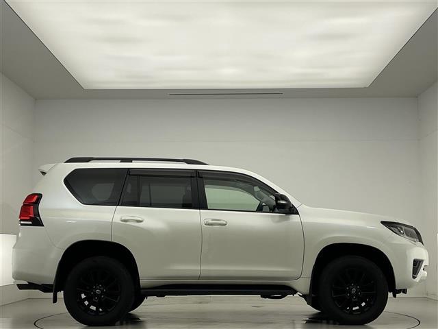 ランドクルーザープラド TX Lパッケージ マットブラックエディション 禁煙車/純正9インチナビ/サンルーフ/全方位カメラ/クリアランスソナー/ETC2.0/追従クルーズコントロール/ブラインドスポットモニター/電動格納サードシート/本革シート/シートヒーター/LED(37枚目)