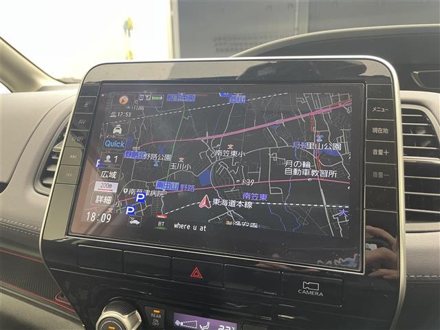 セレナ ハイウェイスター　Ｖ　純正１０型ナビ／プロパイロット／ローダウン／アラウンドビューモニター／両側パワースライドドア／ブラインドスポットモニター／純正デジタルインナーミラー／クリアランスソナー／純正１０フリップダウンモニター（3枚目）