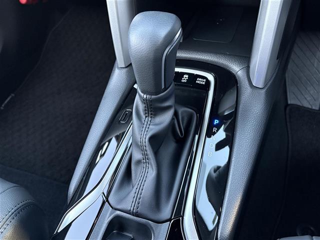 カローラクロス ハイブリッド Z 禁煙車/純正10.5インチナビ/全方位カメラ/パワーバックドア/LEDヘッドライト/追従クルーズコントロール/Bluetooth/USB/フルセグ/AppleCarplay/AndroidAuto(16枚目)