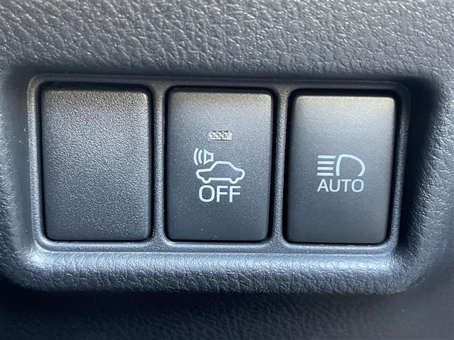 C-HR G 禁煙車/純正7インチナビ/バックカメラ/ハーフレザー/追従クルーズコントロール/衝突軽減/レーンキープ/LEDヘッドライト/オートライト/オートハイビーム/クリアランスソナー/ドラレコ(前)(11枚目)