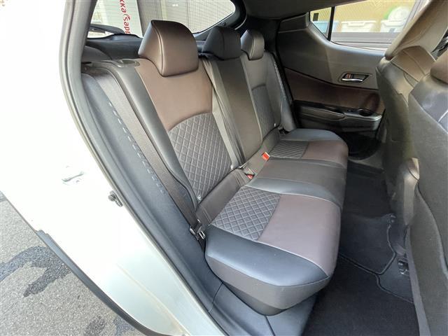 C-HR G 禁煙車/純正7インチナビ/バックカメラ/ハーフレザー/追従クルーズコントロール/衝突軽減/レーンキープ/LEDヘッドライト/オートライト/オートハイビーム/クリアランスソナー/ドラレコ(前)(19枚目)