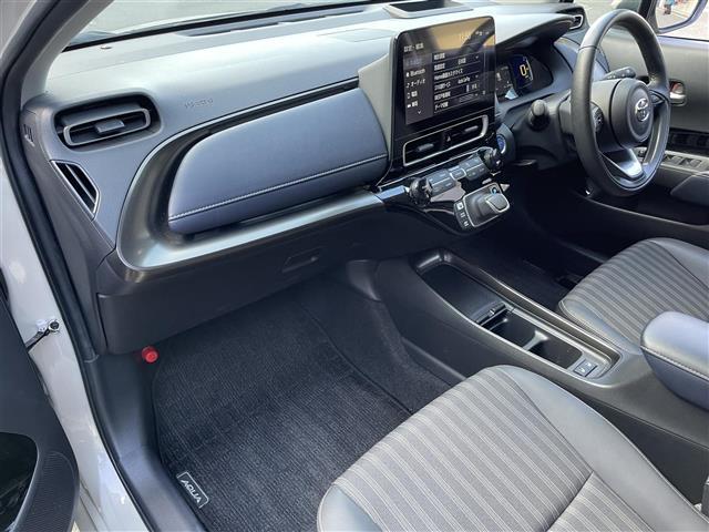 アクア Z 禁煙車/純正10.5型ディスプレイ/バック/フロント/サイドカメラ/トヨタセーフティセンス/ブラインドスポットモニター/ヘッドアップディスプレイ/ステアリングヒーター/シートヒーター/ETC(19枚目)