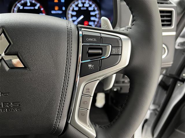 デリカD:5 シャモニー 登録済み未使用車/ALPINE11型ナビ/全方位カメラ/両側パワースライドドア/ハーフレザーシート/追従クルーズコントロール/ブラインドスポットモニタリング/LED/オートハイビーム/シートヒーター(12枚目)