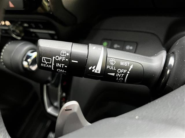 N-BOXカスタム G・EXターボホンダセンシング 禁煙車/純正9インチナビ/ホンダセンシング/バックカメラ/追従クルーズコントロール/両側パワースライドドア/アイドリングストップ/シートヒーター/ハーフレザー/MTモード付AT/LEDヘッドライト(12枚目)