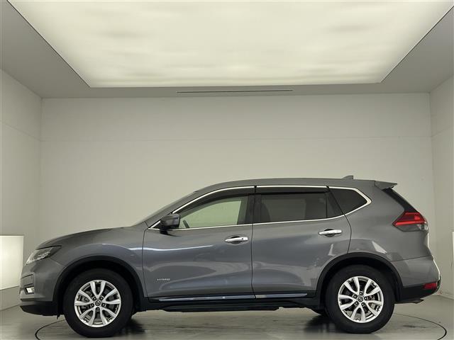 エクストレイル 20X ハイブリッド 禁煙車/純正9型ナビ/合皮シート/全方位カメラ/プロパイロット/ブラインドスポットワーニング/クリアランスソナー/レーンキープアシスト/LEDヘッドライト/オートマチックハイビーム/ドラレコ/ETC(29枚目)