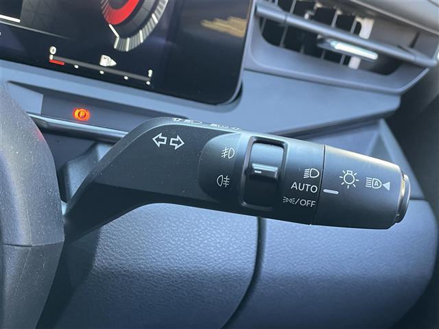 オーラ ニスモ 禁煙車/純正9インチナビ/アラウンドビューモニター/フルセグTV/BSM/ETC2.0/ハンドルヒーター/シートヒーター/プロパイロット/クルーズコントロール/ドライブレコーダー/純正アルミホイール(14枚目)