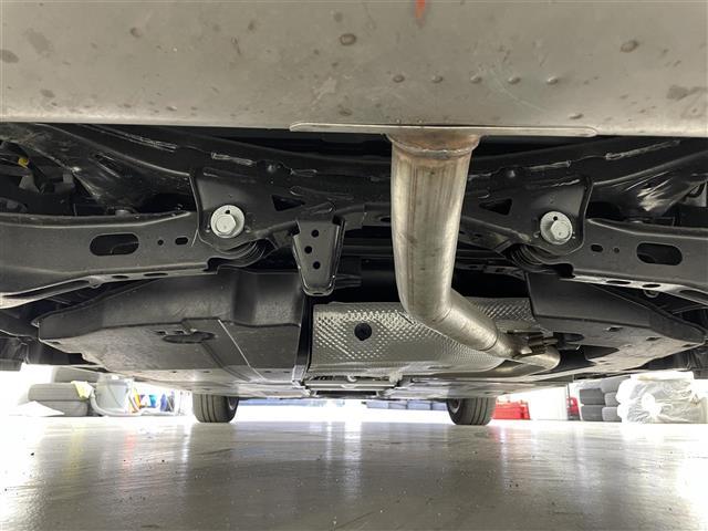 プリウス Z 禁煙車/純正12.3型ナビ/レザーシート/モデリスタアルミ/パワーシート/シートヒーター/ベンチレーション/前後ドラレコ/デジタルインナーミラー/全方位カメラ/ステアリングヒーター/ビルトインETC(38枚目)