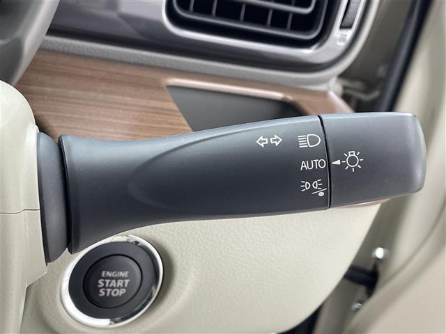 アルトラパンＬＣ Ｘ　禁煙車／純正７型ディスプレイオーディオ／ハーフレザーシート／リアソナー／バックカメラ／運転席助手席シートヒーター／衝突軽減ブレーキ／レーンキープアシスト／スペアキー／スマートキー／ＬＥＤヘッドライト（12枚目）