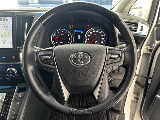 ヴェルファイア 2.5Z Gエディション 禁煙車/社外SilkBlazeエアロ/純正10.5インチナビ/バックカメラ/純正フリップダウンモニター/レザーシート/両側パワースライドドア/パワーバックドア/ステアリングヒーター/ベンチレーション(11枚目)