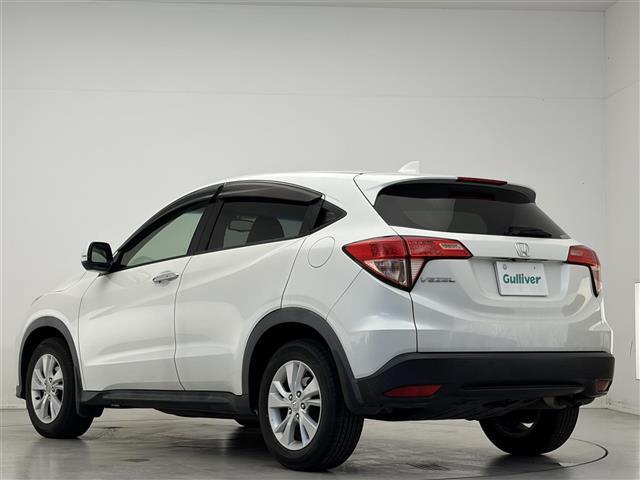 ヴェゼル Ｘ・ホンダセンシング　禁煙車／純正８インチナビ／バックカメラ／ＬＥＤヘッドライト／純正１６ＡＷ／ＥＴＣ／ドライブレコーダー／スマートキー／レーンキープアシスト／横滑り防止／革巻ステアリング／ステアスイッチ（32枚目）