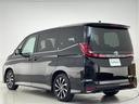ハイブリッドＳ－Ｚ　禁煙車／快適利便パッケージＨｉｇｈ／純正１０．５型ナビ／ハーフレザーシート／両側パワースライドドア／ビルトインＥＴＣ／バックカメラ／ナノイーＸ／パワーバックドア／オットマン／ステアリングヒーター（35枚目）