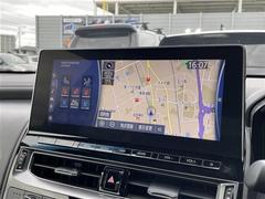 【ディスプレイオーディオ】スマホに接続すれば「Ａｐｐｌｅ　ＣａｒＰｌａｙ」または「Ａｎｄｒｏｉｄ　Ａｕｔｏ」から、アプリのナビや電話・メッセージ・音楽などが利用できます！ 4